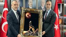 MHP İstanbul İl Başkanı Volkan Yılmaz, Pendik İlçe Başkanı Muharren Kır’a Hayırlı Olsun Ziyaretinde Bulundu...